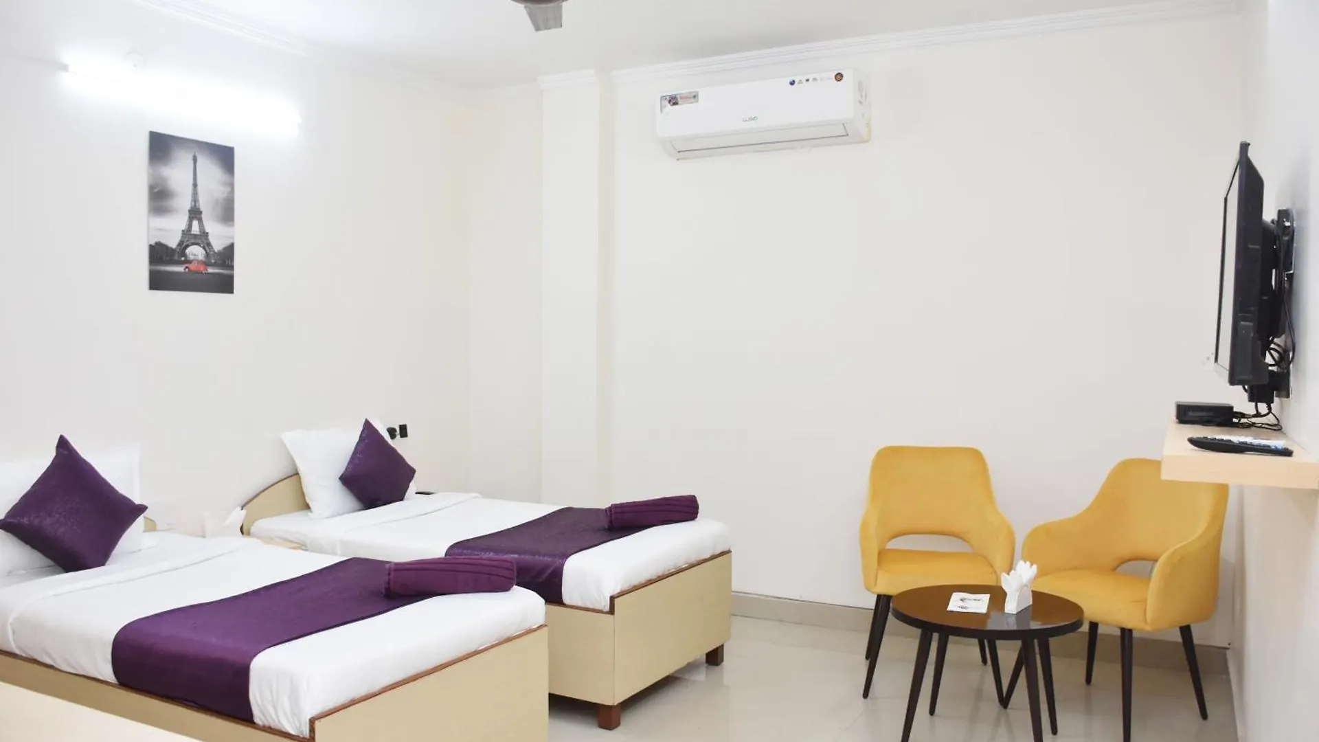 Date Palm Hotel Gurgaon