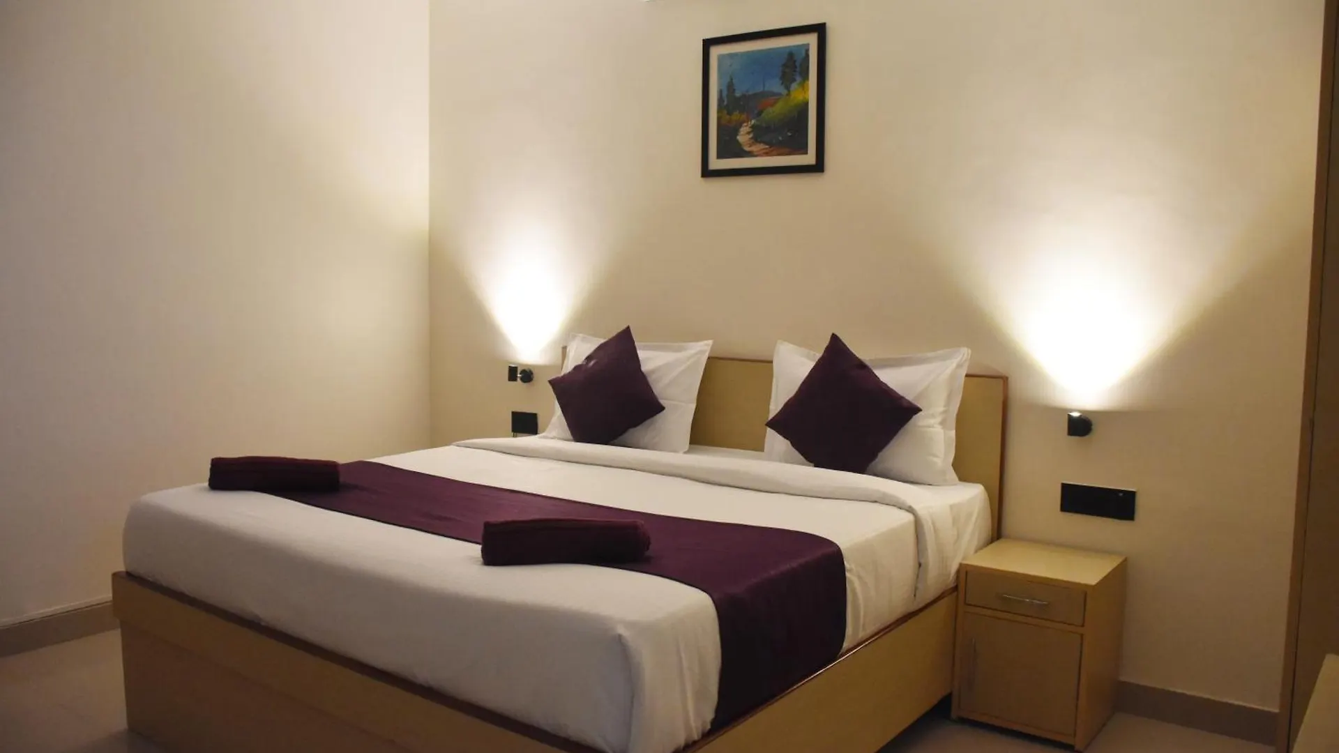 Date Palm Hotel Gurgaon